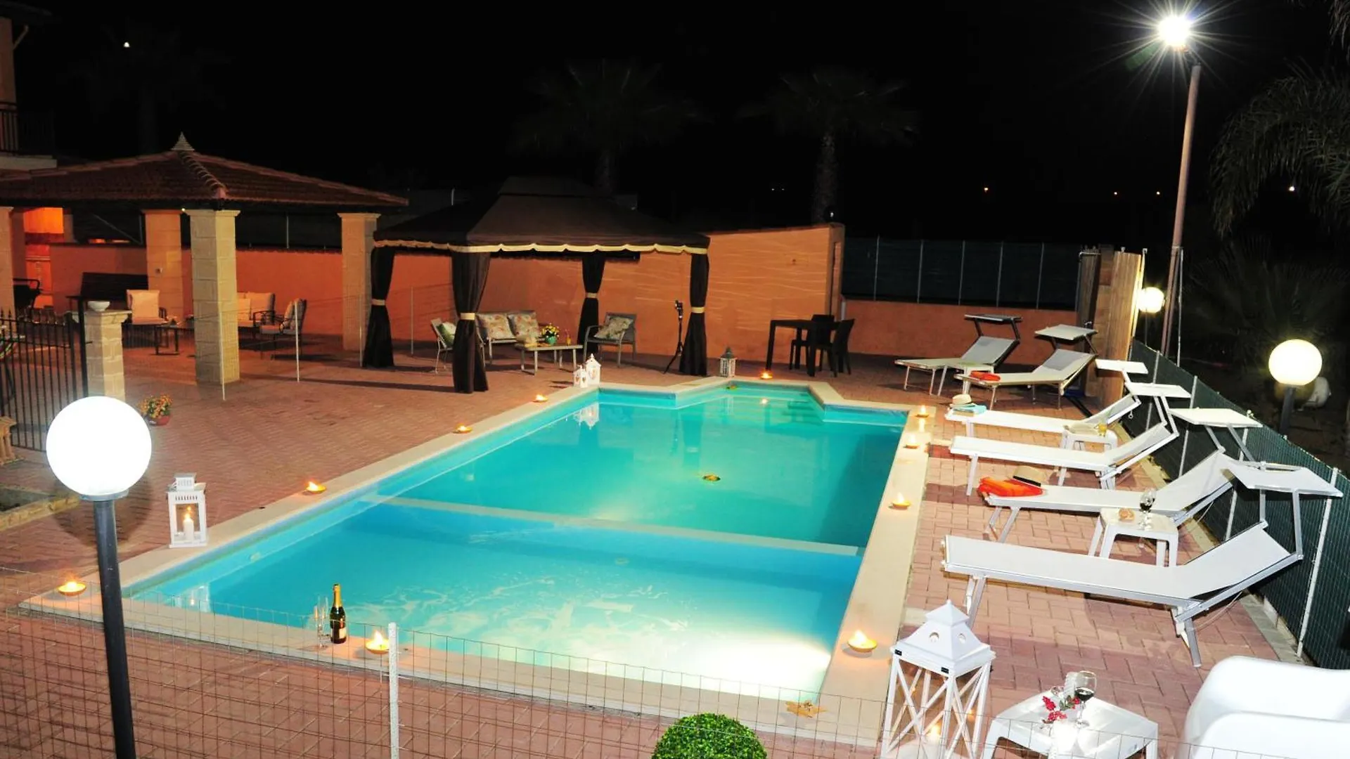 Villa Gioiosa Vacation In Sicily With Private Fenced Pool & Hydro-Massage Please Read Host Info Before Requesting Favara